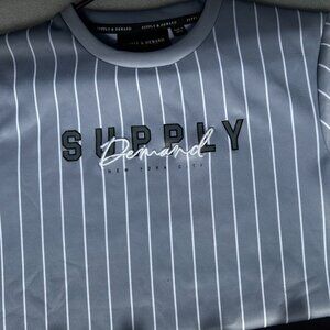 Supply&Demand New York grey white striped shirt